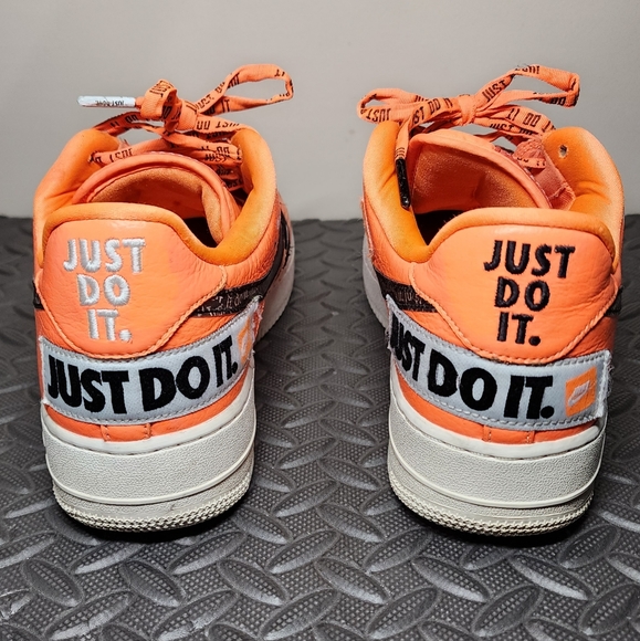 Air Force 1 Just Do It - Picture 7 of 10